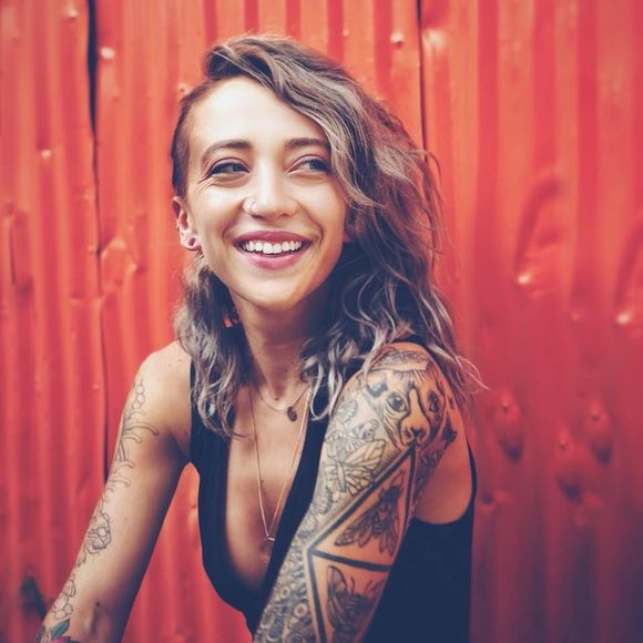 Meet your Posher, Jenna - Picture 1 of 1